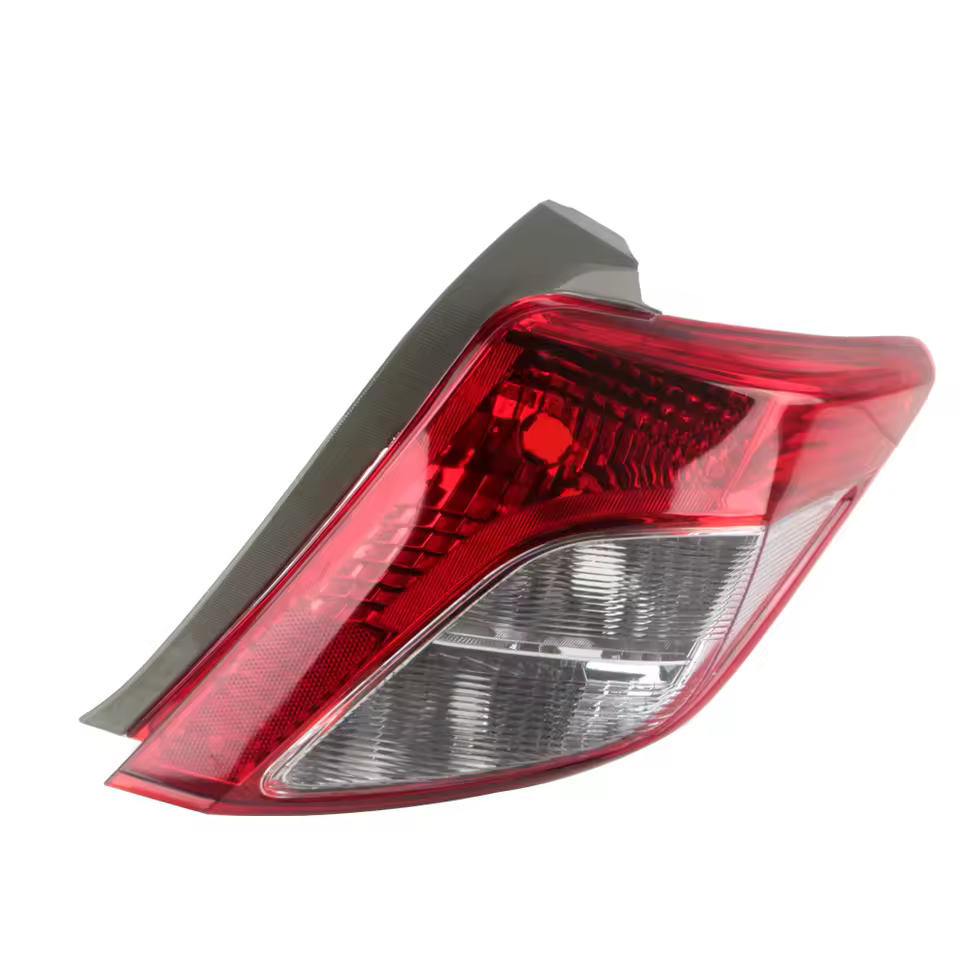 Feu arrière droit voiture Toyota Yaris 3 2011-2020 – OEM 81561-52760
